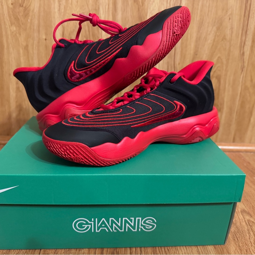 NEW, Nike Giannis Immortality 4 Bred, size 10